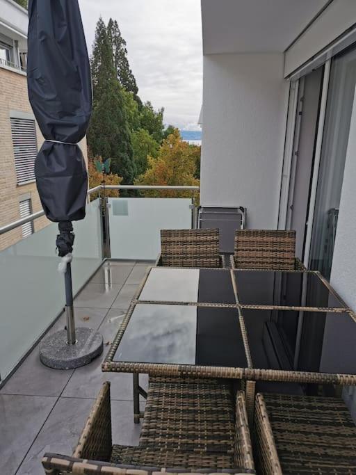 Wohnen Direkt Am Uferpark Mit Grossem Balkon Und Seeblick Friedrichshafen Exterior photo